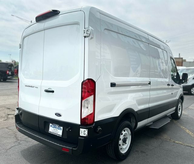 2019 Ford Transit Van T-150 148" Med Rf 8600 GVWR Sliding RH Dr - 22407888 - 4