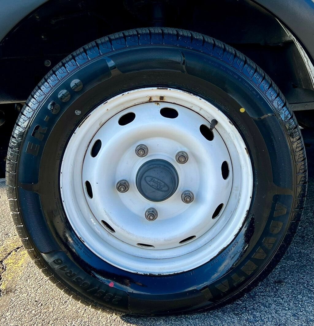 2019 Ford Transit Van T-150 148" Med Rf 8600 GVWR Sliding RH Dr - 22864027 - 18