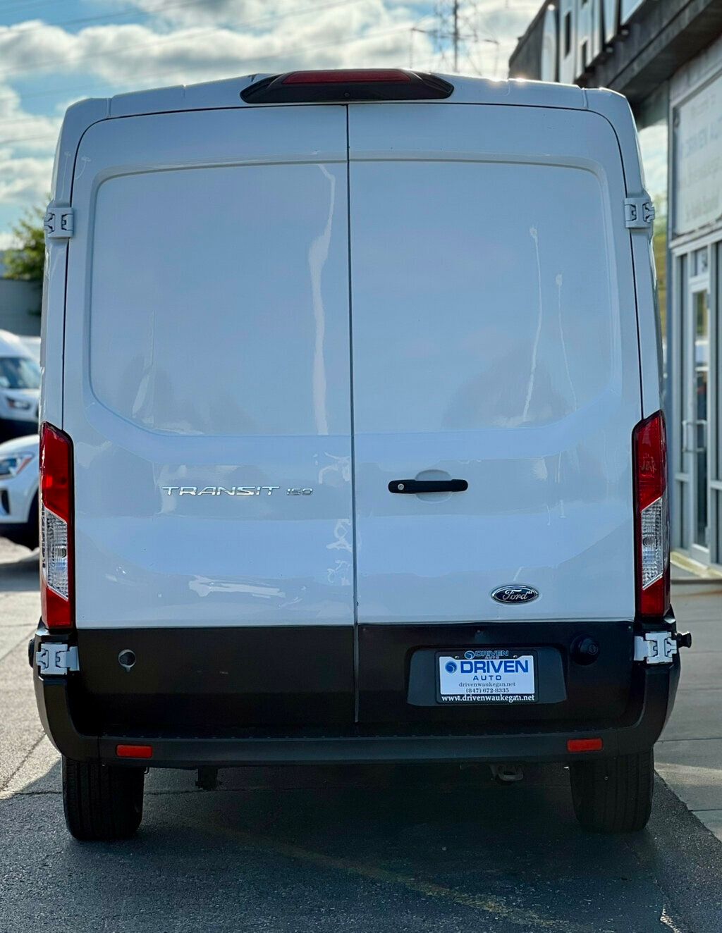 2019 Ford Transit Van T-150 148" Med Rf 8600 GVWR Sliding RH Dr - 22864027 - 23
