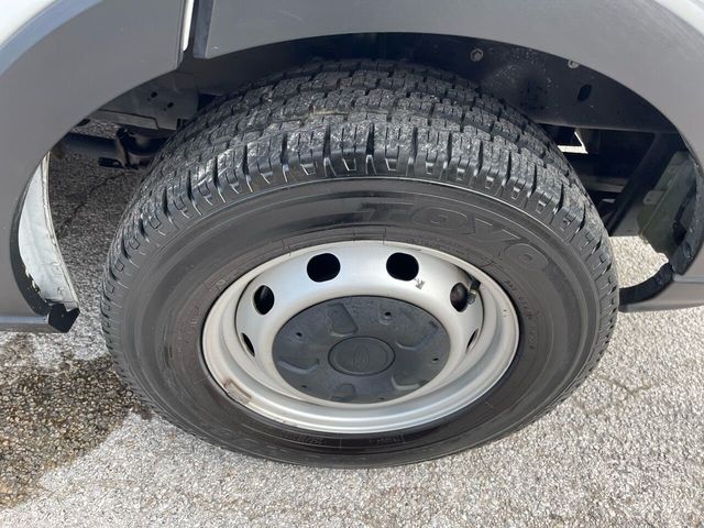 2019 Ford Transit Van T-250 130" Low Rf 9000 GVWR Swing-Out RH Dr - 21950716 - 24