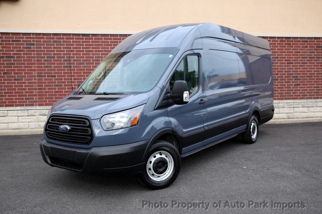 2019 Ford Transit Van photo 3