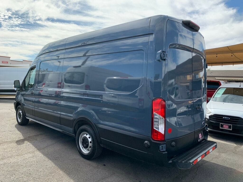 2019 Ford Transit Van T-250 148" EL Hi Rf 9000 GVWR Sliding RH Dr - 22657690 - 17