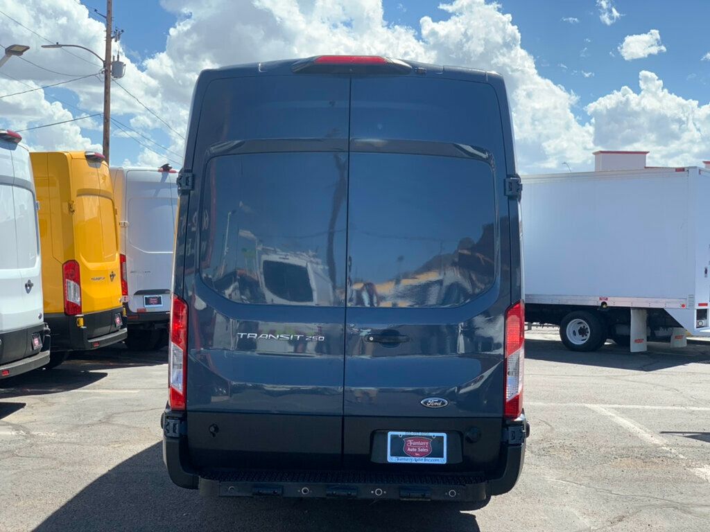 2019 Ford Transit Van photo 21