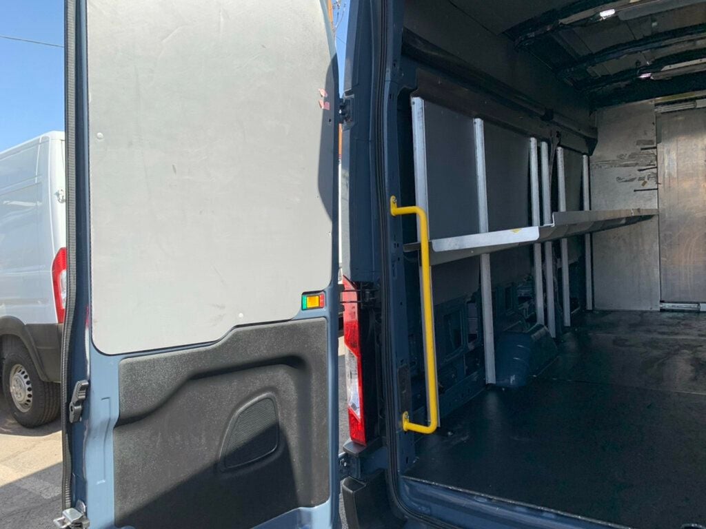 2019 Ford Transit Van T-250 148" EL Hi Rf 9000 GVWR Sliding RH Dr - 23062929 - 9