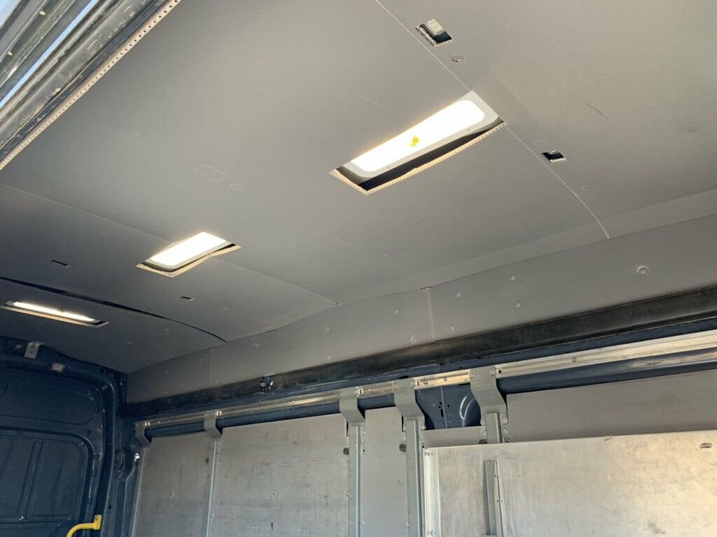 2019 Ford Transit Van T-250 148" EL Hi Rf 9000 GVWR Sliding RH Dr - 23067311 - 10
