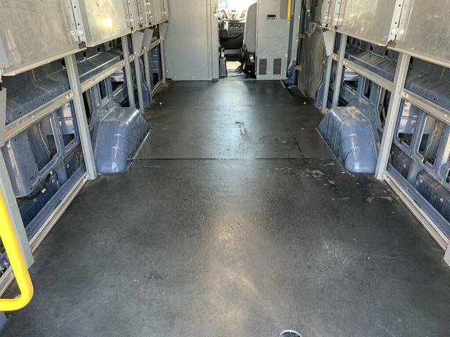 2019 Ford Transit Van T-250 148" EL Hi Rf 9000 GVWR Sliding RH Dr - 23067311 - 4