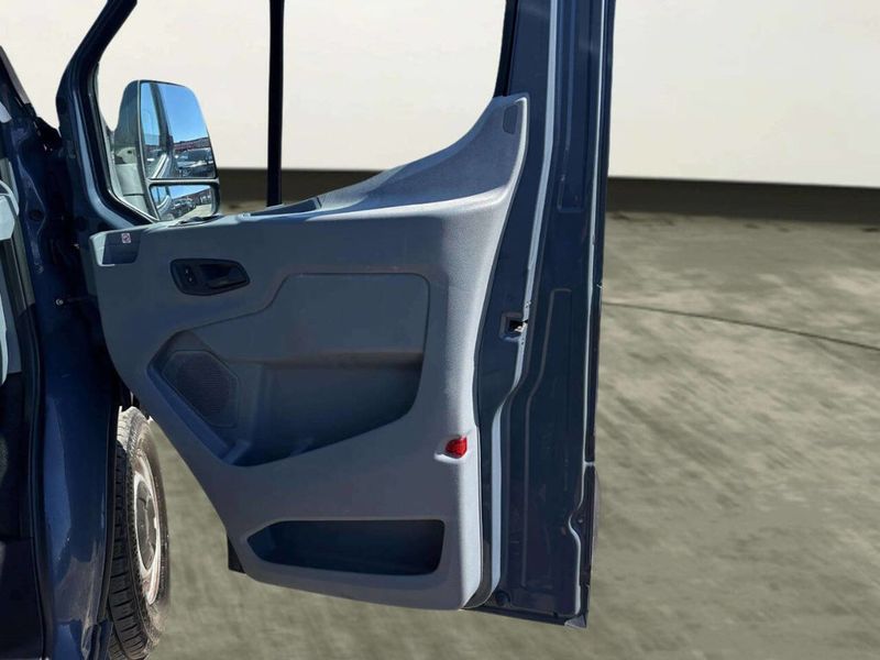 2019 Ford Transit Van T-250 148" EL Hi Rf 9000 GVWR Sliding RH Dr - 22997391 - 17