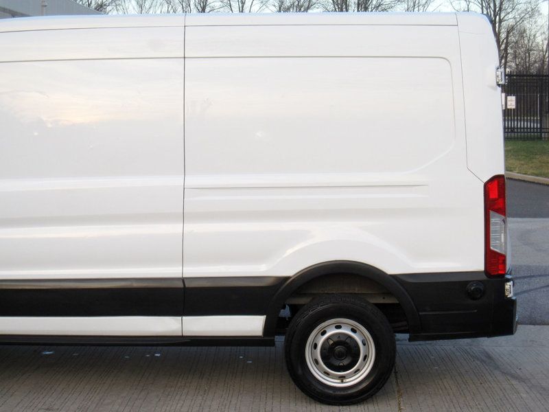 2019 Ford Transit Van photo 3