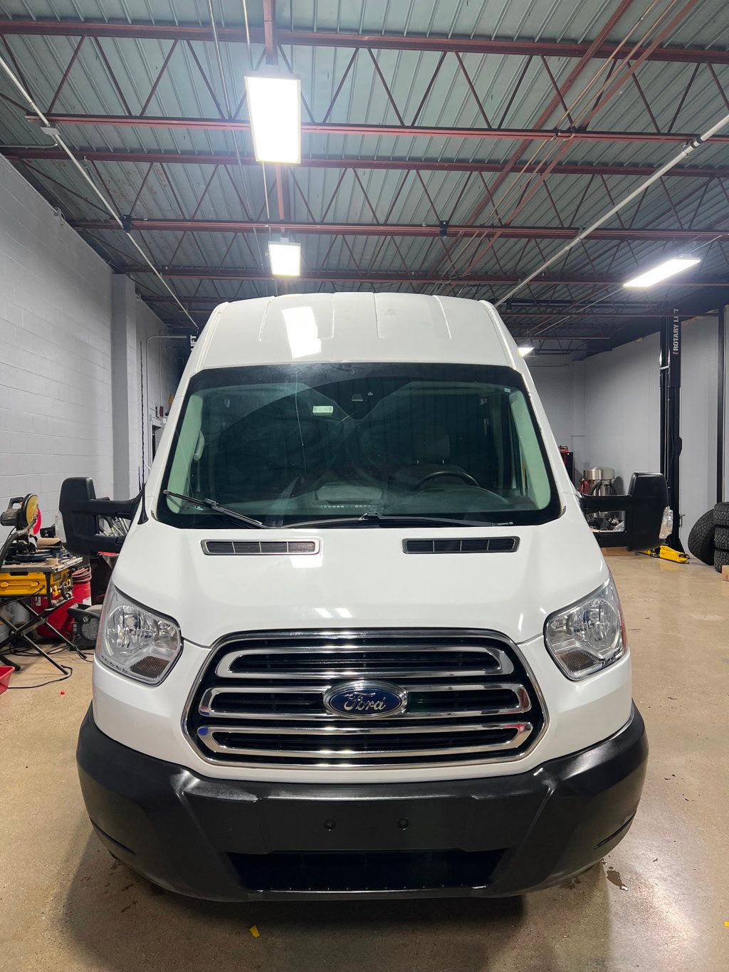 2019 Ford Transit Van photo 12