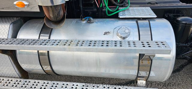 2019 Freightliner 122SD  - 23030964 - 10