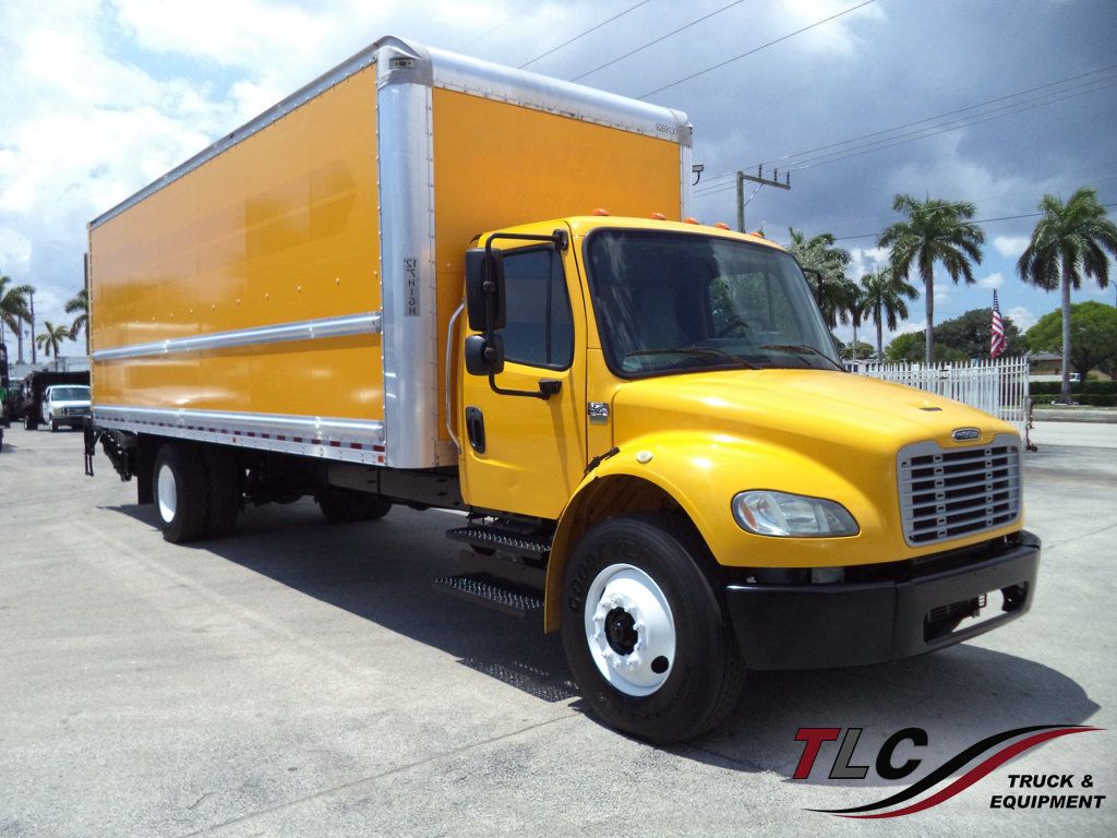 2019 Freightliner Business Class M2 106 26ft Dry Freight Box Truck With Liftgate NO CDL - 23019162 | Video 1