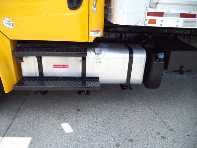 2019 Freightliner Business Class M2 106 26ft Dry Freight Box Truck With Liftgate NO CDL - 23019162 - 22