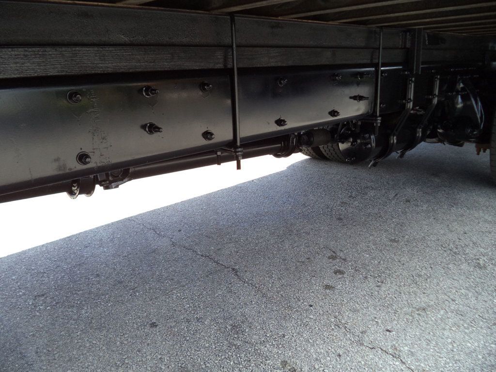 2019 Freightliner Business Class M2 106 26ft Dry Freight Box Truck With Liftgate NO CDL - 23019162 - 23