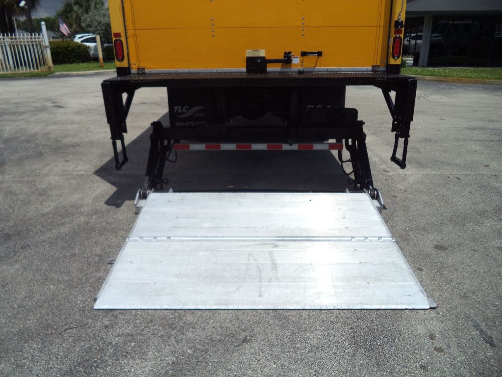 2019 Freightliner Business Class M2 106 26ft Dry Freight Box Truck With Liftgate NO CDL - 23019162 - 25