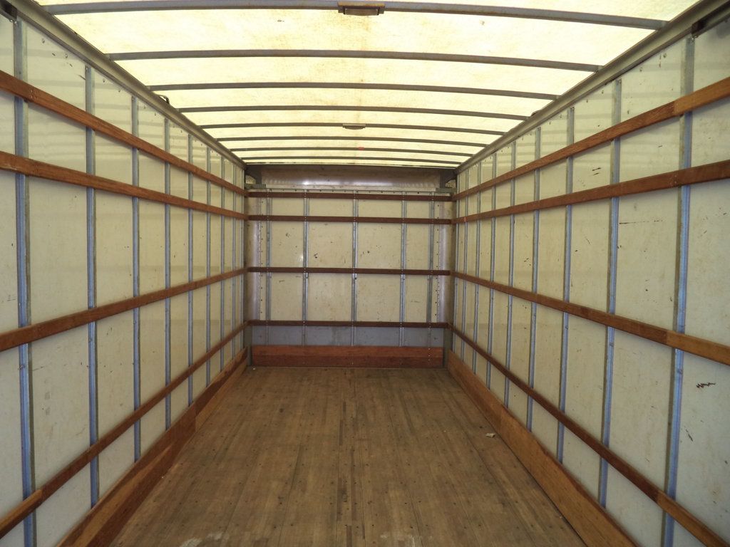 2019 Freightliner Business Class M2 106 26ft Dry Freight Box Truck With Liftgate NO CDL - 23019162 - 28