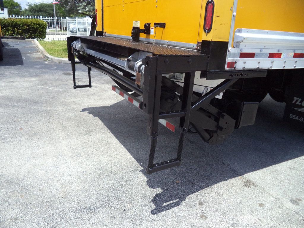 2019 Freightliner Business Class M2 106 26ft Dry Freight Box Truck With Liftgate NO CDL - 23019162 - 33