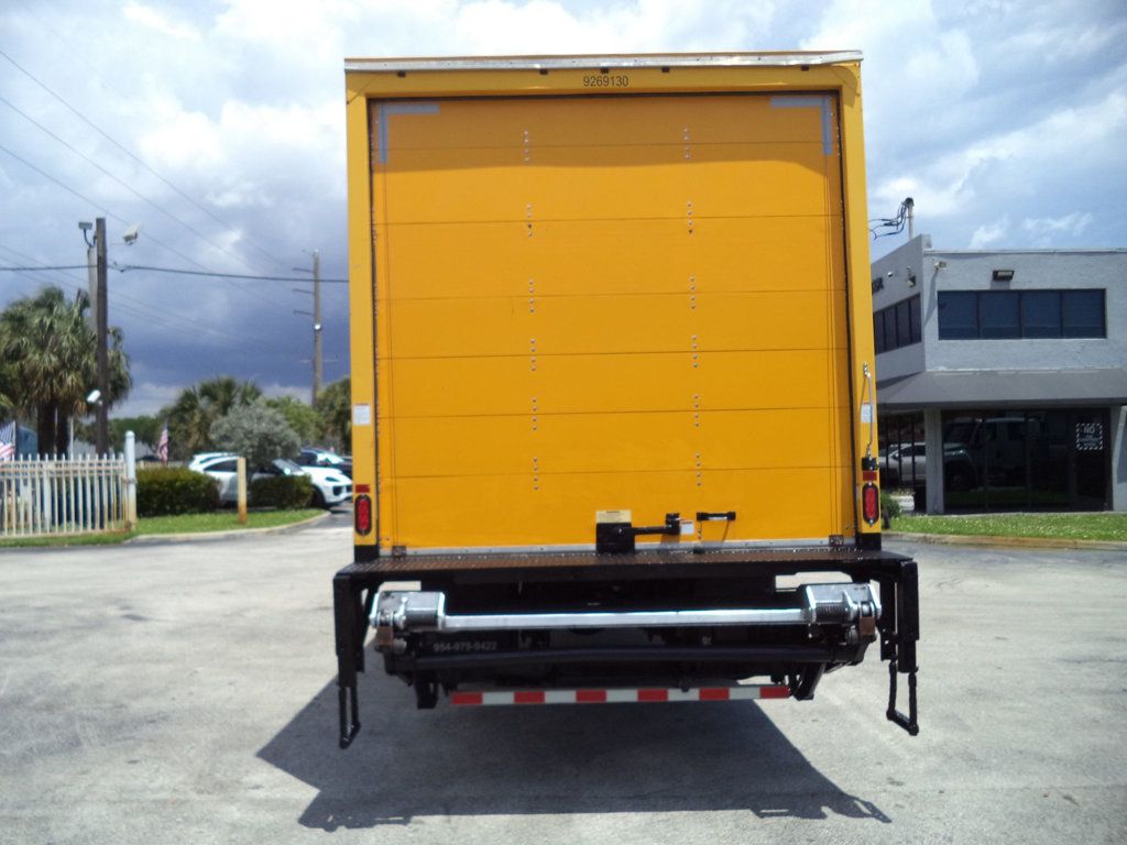 2019 Freightliner Business Class M2 106 26ft Dry Freight Box Truck With Liftgate NO CDL - 23019162 - 7