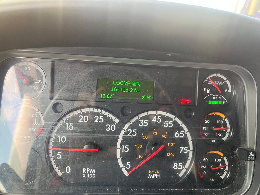 2019 Freightliner Business Class M2 106 w/ 26ft Dry Freight Moving Box Truck w/ Lift Gate - 23012969 - 6