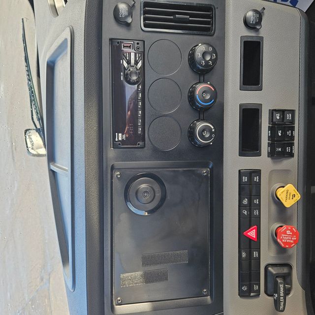 2019 Freightliner Cascadia PT12064ST - 22973140 - 9