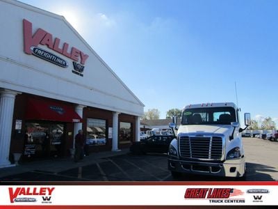 2019 Freightliner Cascadia 125