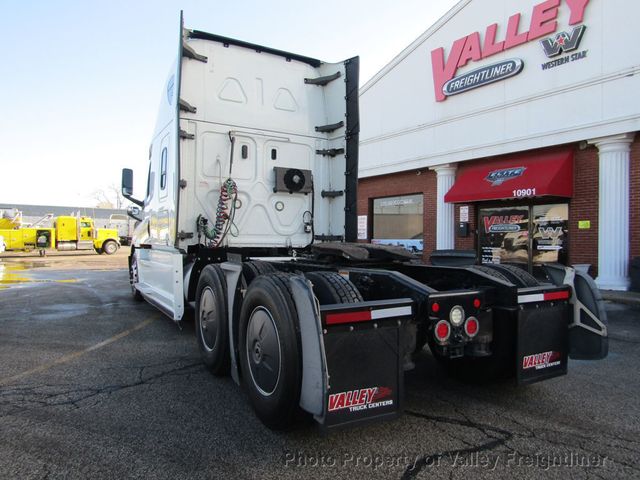 2019 Freightliner Cascadia 126  - 22931982 - 9