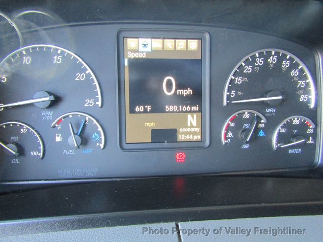 2019 Freightliner Cascadia 126  - 22931982 - 15