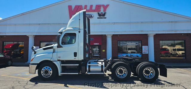 2019 Freightliner Cascadia 126  - 23035679 - 9