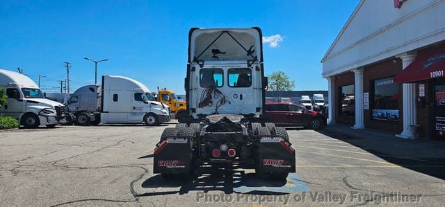 2019 Freightliner Cascadia 126  - 23035679 - 6