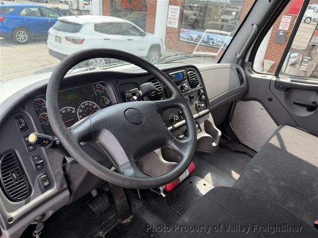 2019 Freightliner M2 106  - 23076103 - 14