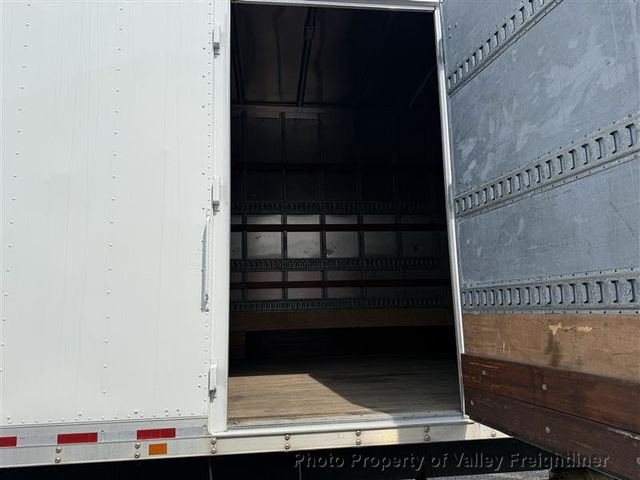2019 Freightliner M2 106  - 23076103 - 16