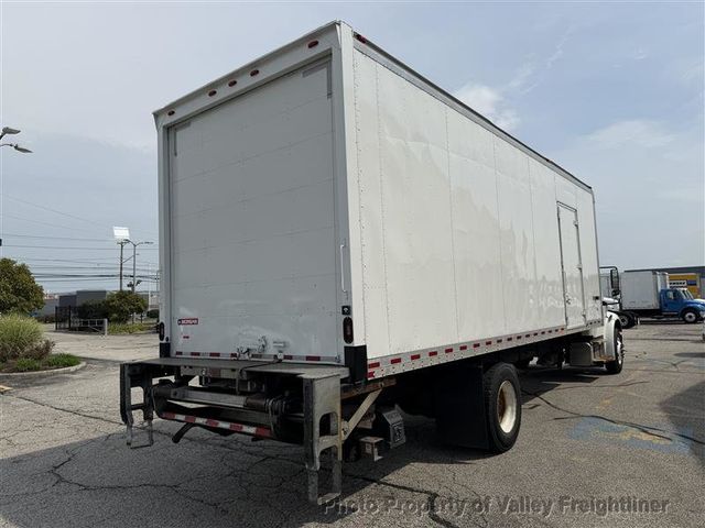 2019 Freightliner M2 106  - 23076103 - 8