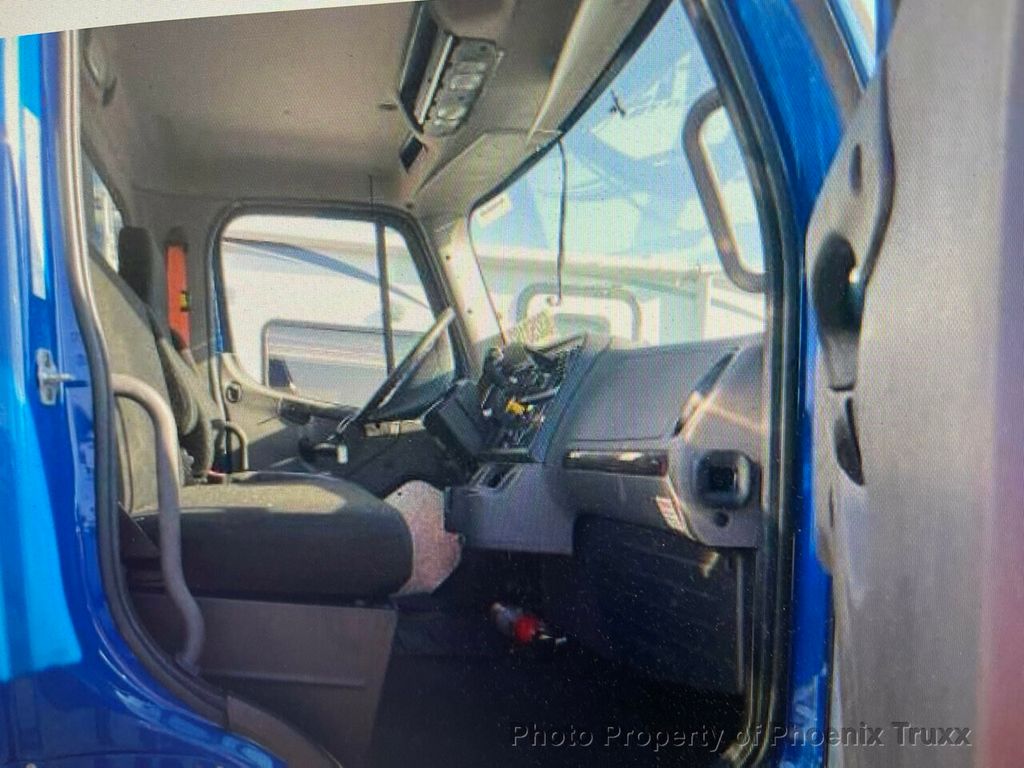2019 Freightliner M2 106 Medium Duty photo 3