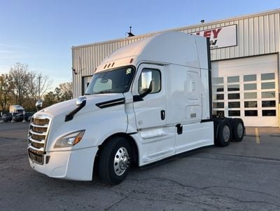 2019 Freightliner PT126SLP