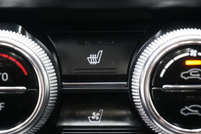 2019 Genesis G70  - 23013772 - 25