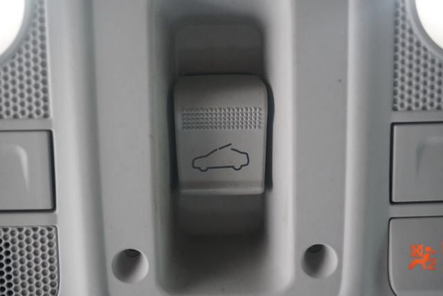 2019 Genesis G70  - 23013772 - 28