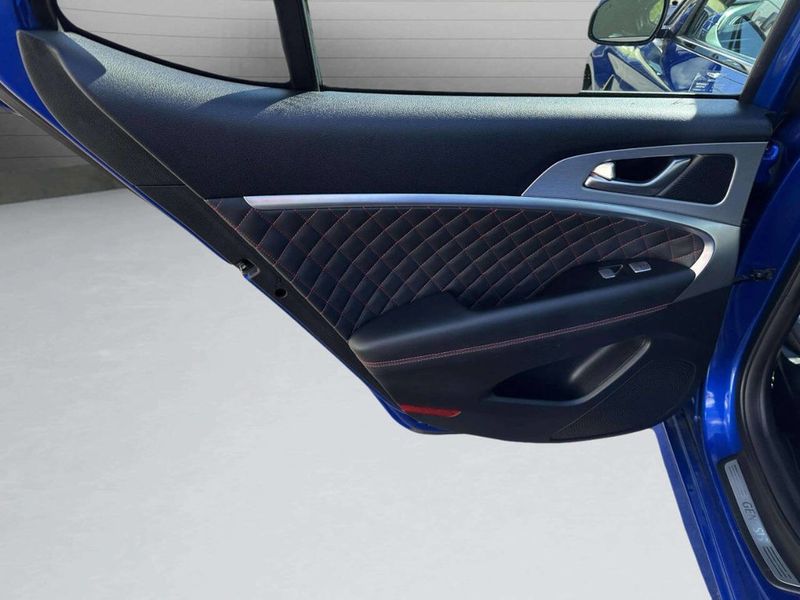 2019 Genesis G70 2.0T Advanced AWD - 22929913 - 17