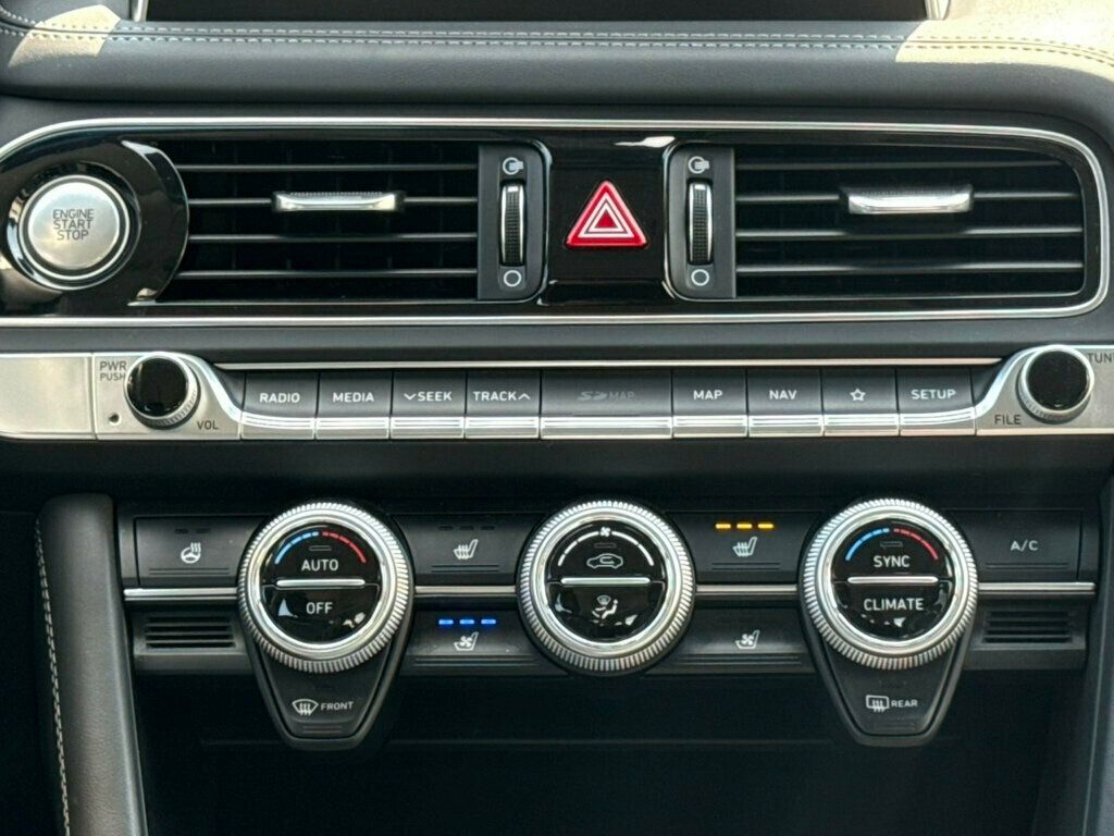 2019 Genesis G70 2.0T Advanced AWD - 23018251 - 26
