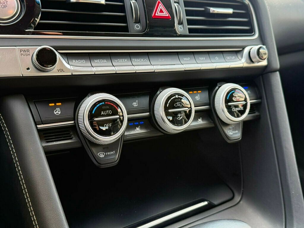 2019 Genesis G70 2.0T Advanced AWD - 23018251 - 27