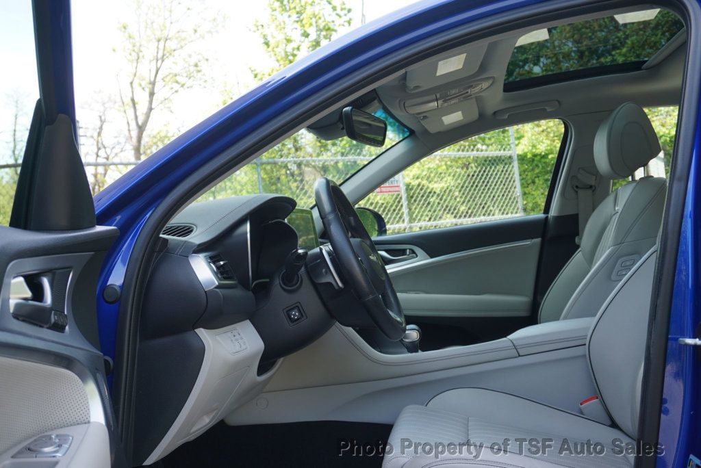 2019 Genesis G70 2.0T Advanced AWD ELITE PKG NAVI CARPLAY REAR CAM HOT&COOL SEATS - 23017831 - 9