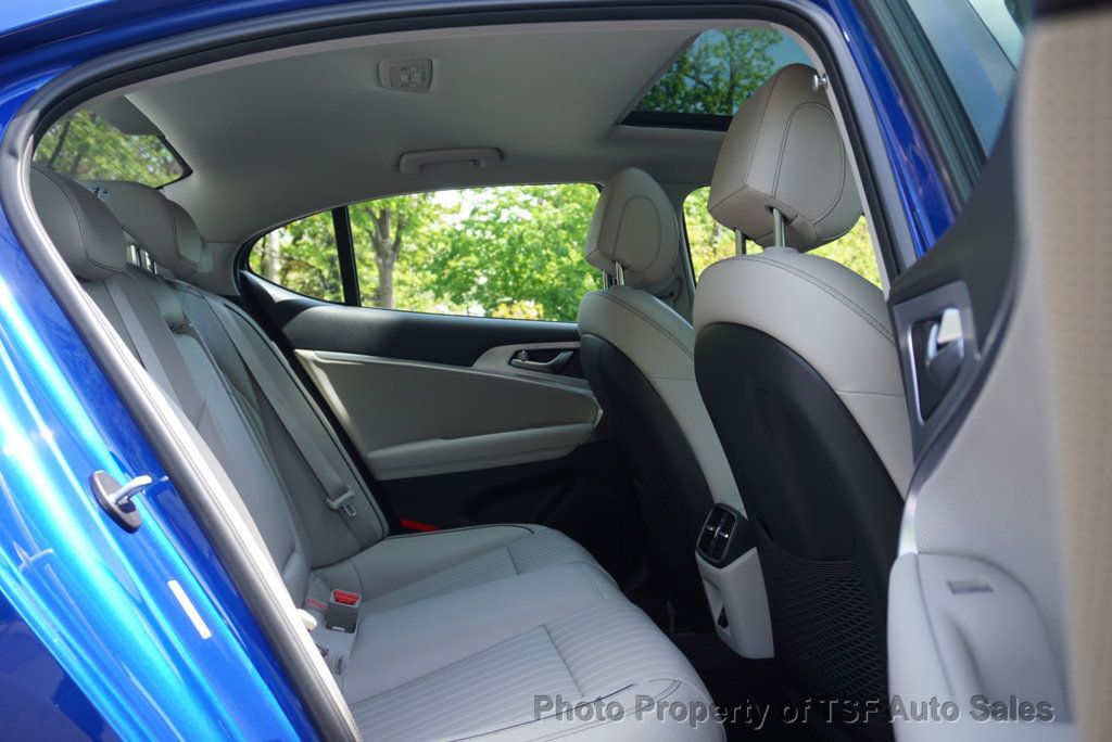 2019 Genesis G70 2.0T Advanced AWD ELITE PKG NAVI CARPLAY REAR CAM HOT&COOL SEATS - 23017831 - 14