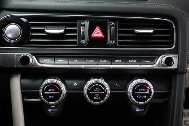 2019 Genesis G70 2.0T Advanced RWD - 22961404 - 32