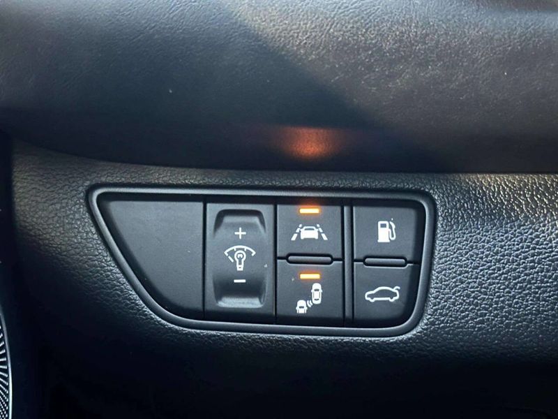 2019 Genesis G70 3.3T Advanced 4dr Sedan - 22964803 - 24