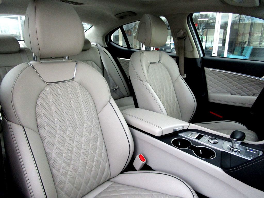 2019 Genesis G70 3.3T Advanced AWD - 22962613 - 14