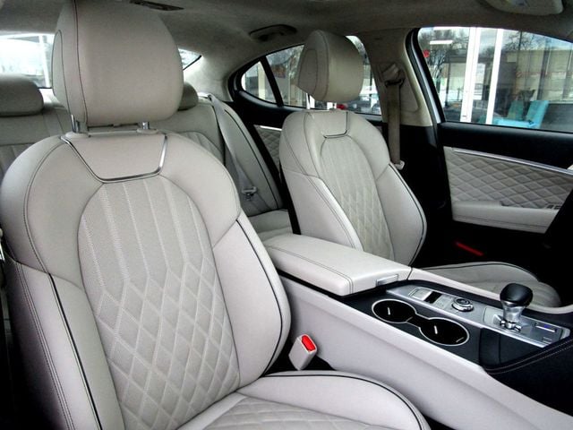 2019 Genesis G70 3.3T Advanced AWD - 22962613 - 14