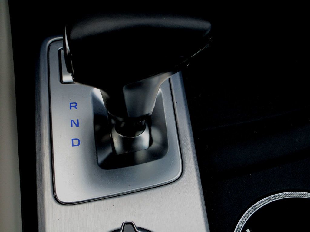 2019 Genesis G70 3.3T Advanced AWD - 22962613 - 19