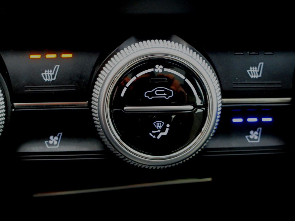 2019 Genesis G70 3.3T Advanced AWD - 22962613 - 27