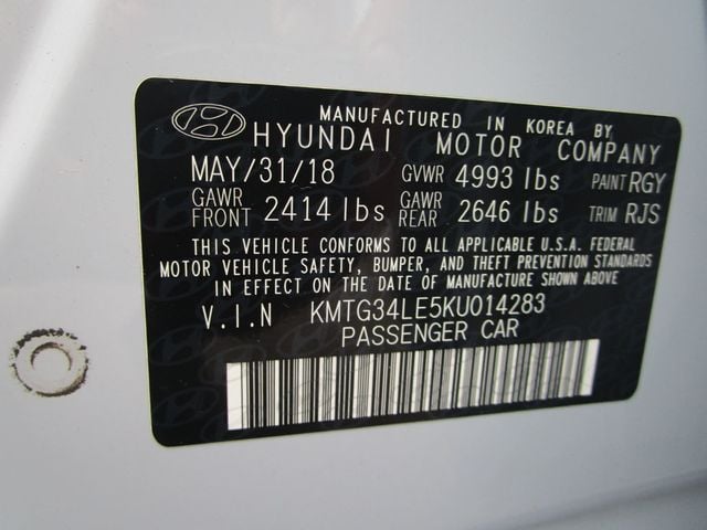 2019 Genesis G70 3.3T Advanced AWD - 22962613 - 40