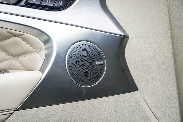 2019 Genesis G70 3.3T Design RWD - 22997580 - 41