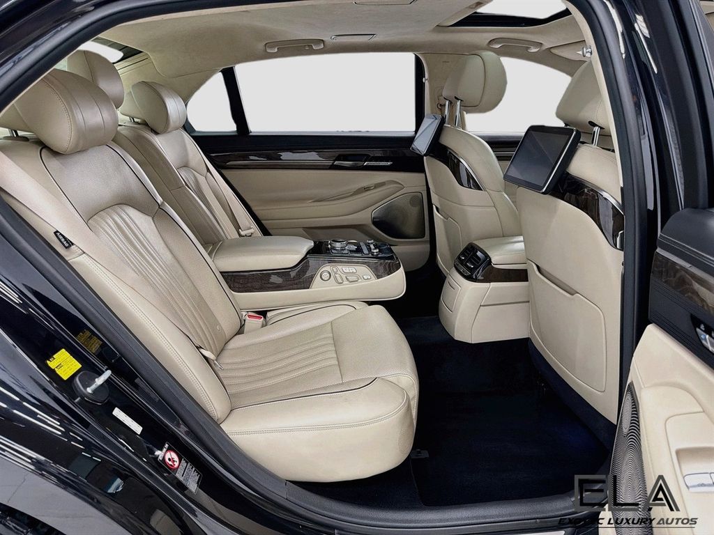 2019 Genesis G90 5.0 ULTIMATE - 23069672 - 31