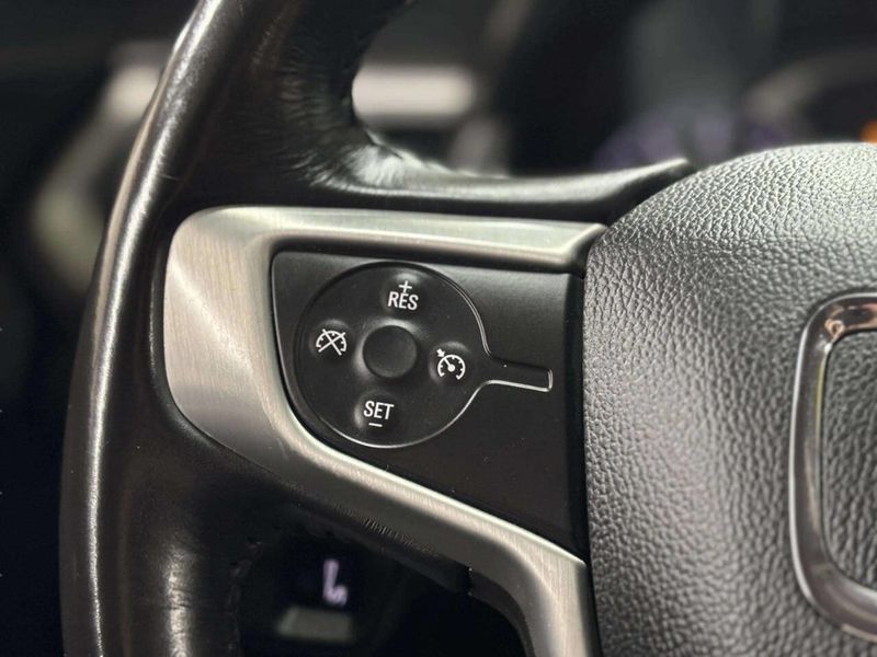 2019 GMC Acadia AWD 4dr SLT w/SLT-1 - 22976384 - 37